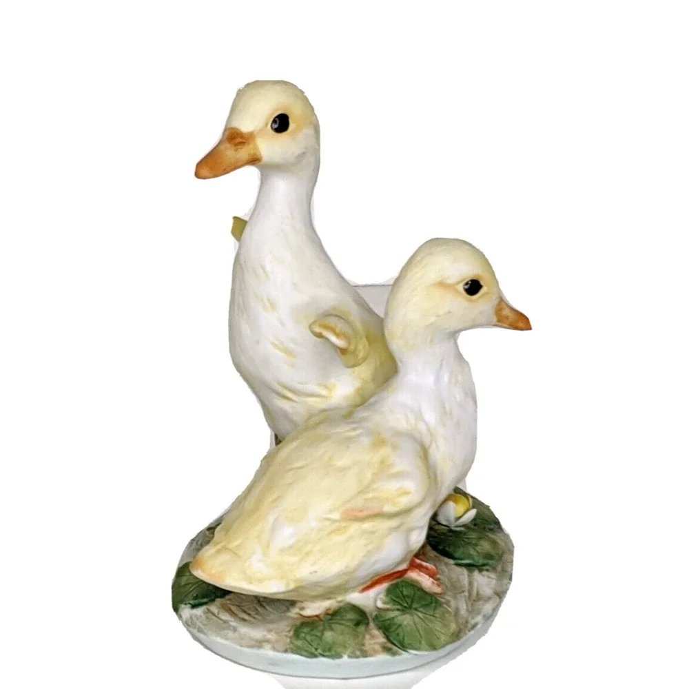 HOMCO Baby Ducks Ducklings Porcelain Masterpiece Collection Figure 1982 …
